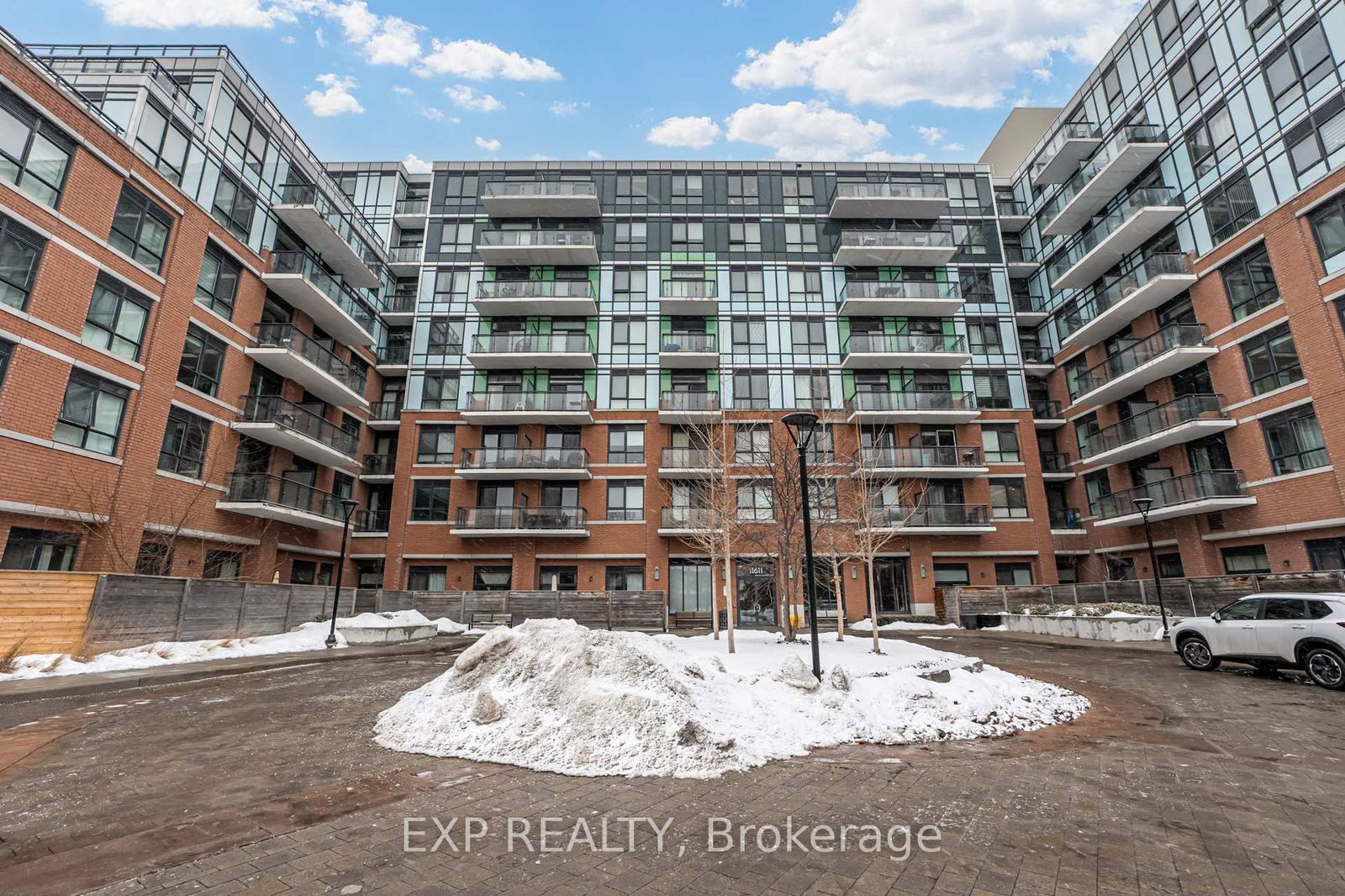 Condo for sale at 317-11611 yonge Street, Richmond Hill, Jefferson, L4E 1G2 - MLS: N11995056