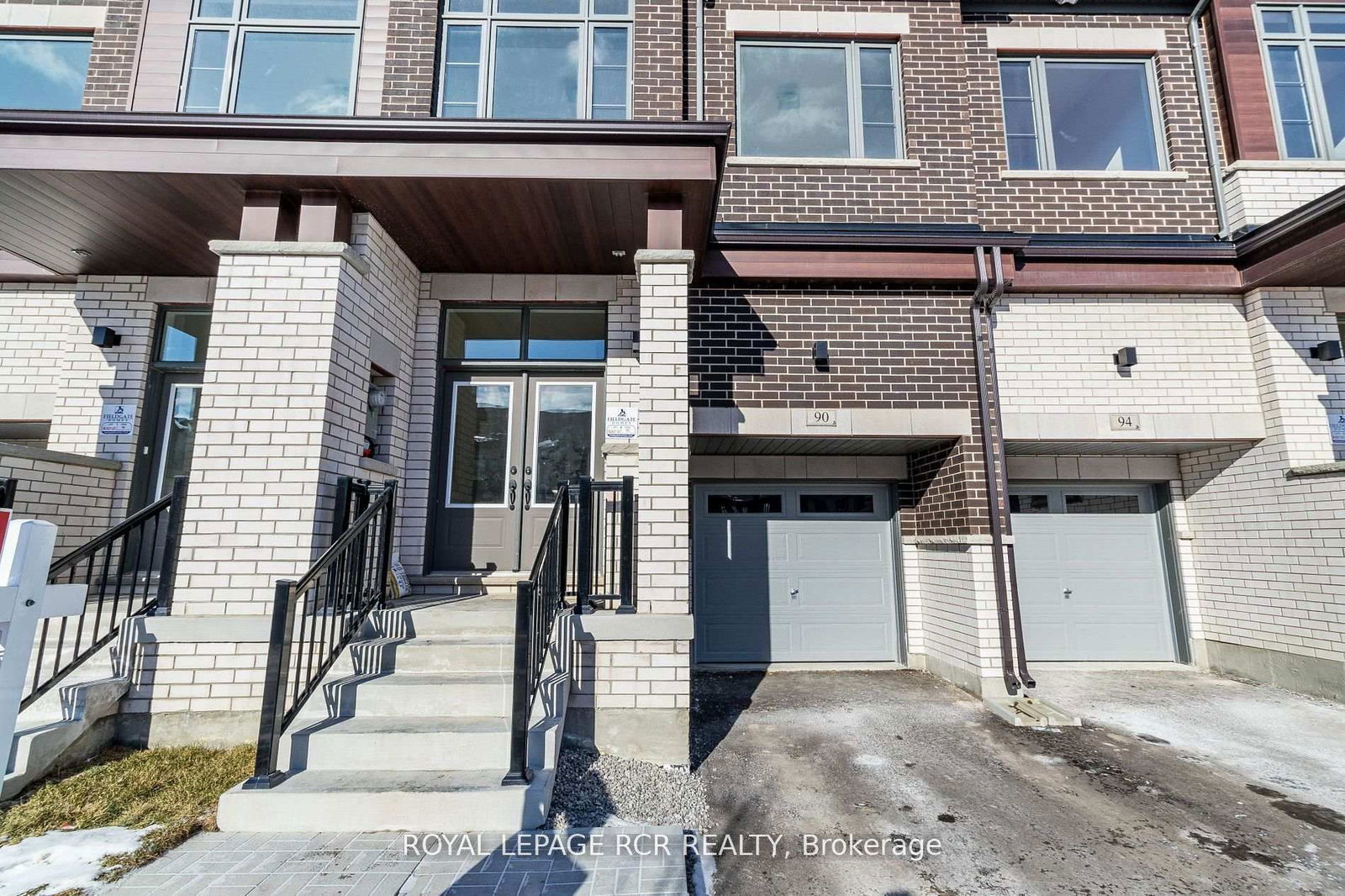 Townhouse for sale at 90 Singhampton Road, Vaughan, Kleinburg, L4H 5J6 - MLS: N11995082