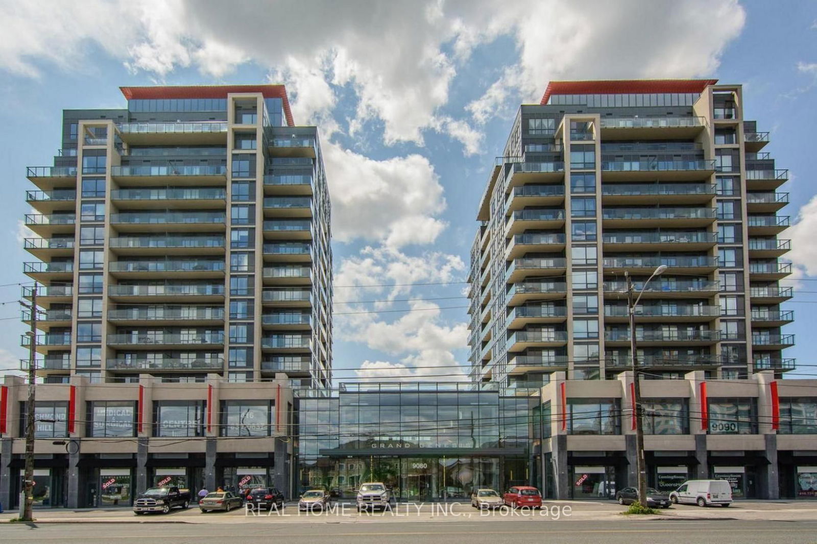 Building at 9088 Yonge Street, Richmond Hill, South Richvale