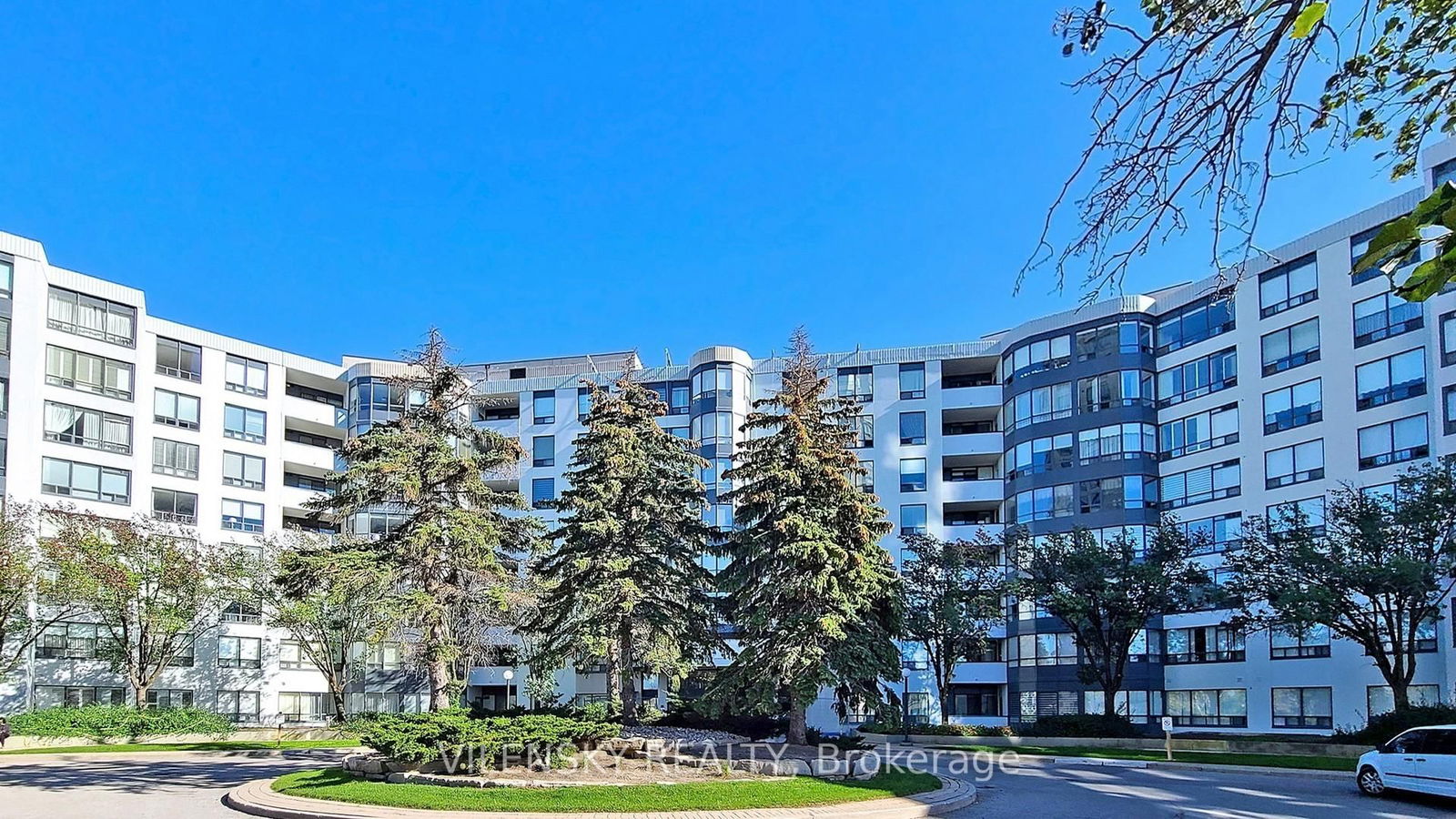 Condo for sale at 311-333 Clark Avenue, Vaughan, Crestwood-Springfarm-Yorkhill, L4J 7K4 - MLS: N11996419