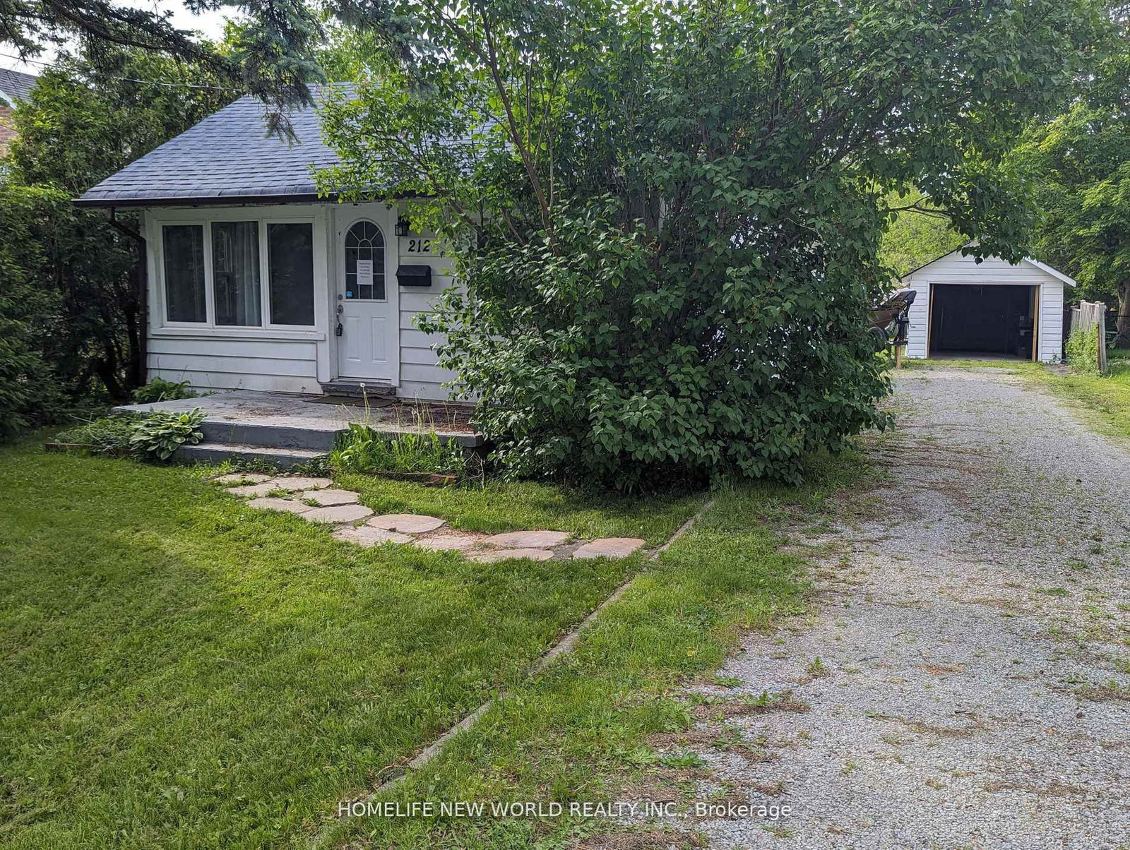 Detached House for sale at 212 Elm Avenue, Georgina, Keswick South, L4P 2V1 - MLS: N11996656