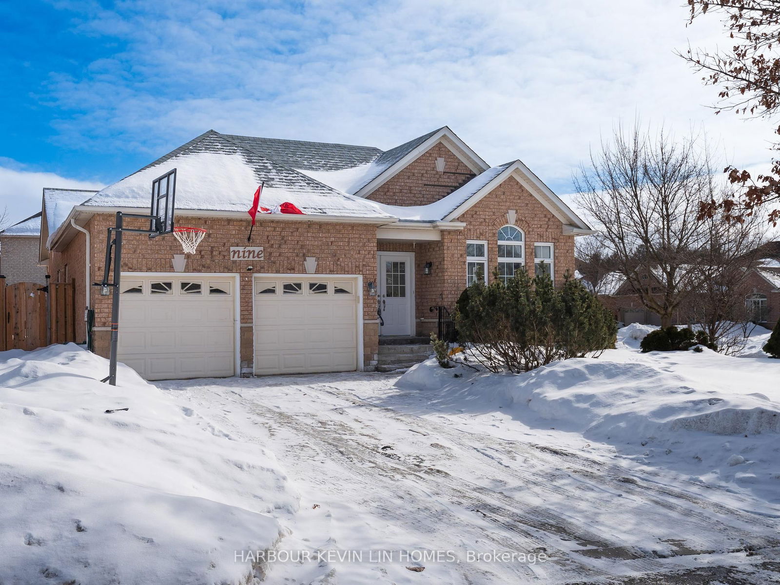 Detached House for sale at 9 Limerick Street, Richmond Hill, Oak Ridges, L4E 3X1 - MLS: N11997212