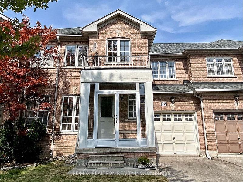 Townhouse for lease at 28 Silver Linden Drive, Richmond Hill, Langstaff, L4B 3S8 - MLS: N11997374