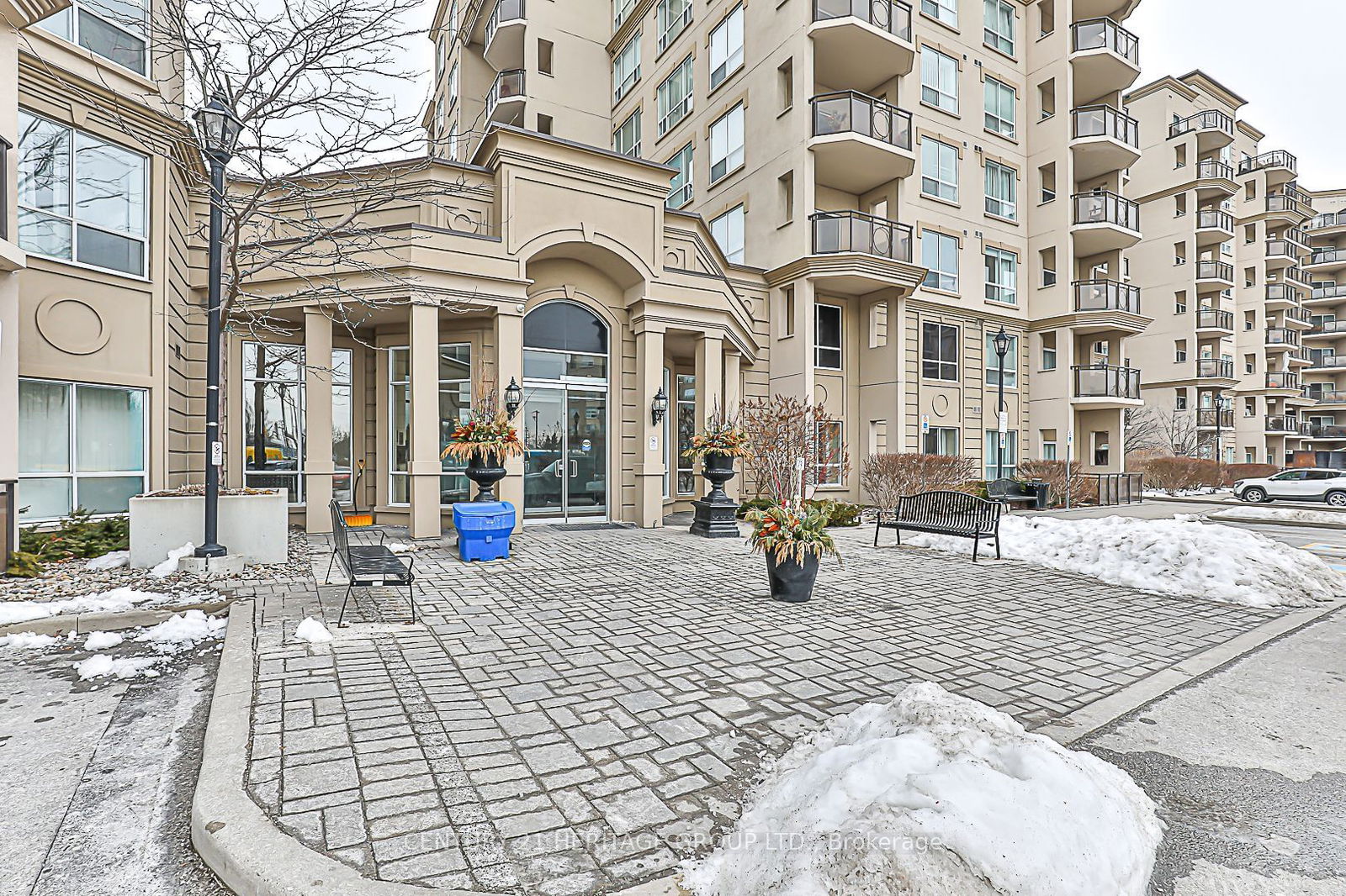 Condo for sale at 305-8 Maison Parc Court, Vaughan, Lakeview Estates, L4J 9K5 - MLS: N11997584