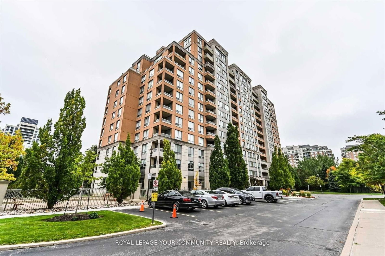 Condo for sale at 415-29 Northern Heights Drive, Richmond Hill, Langstaff, L4B 4L8 - MLS: N11997823