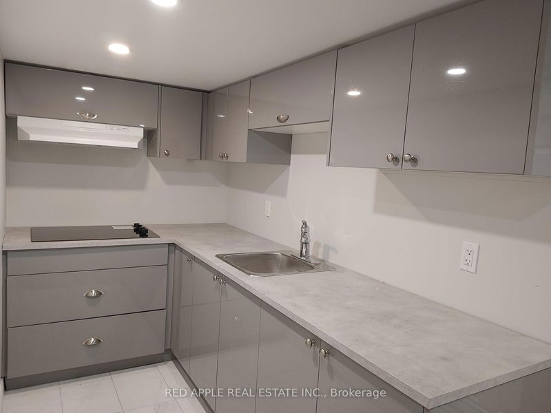 home for lease on 1015 Easthill Court