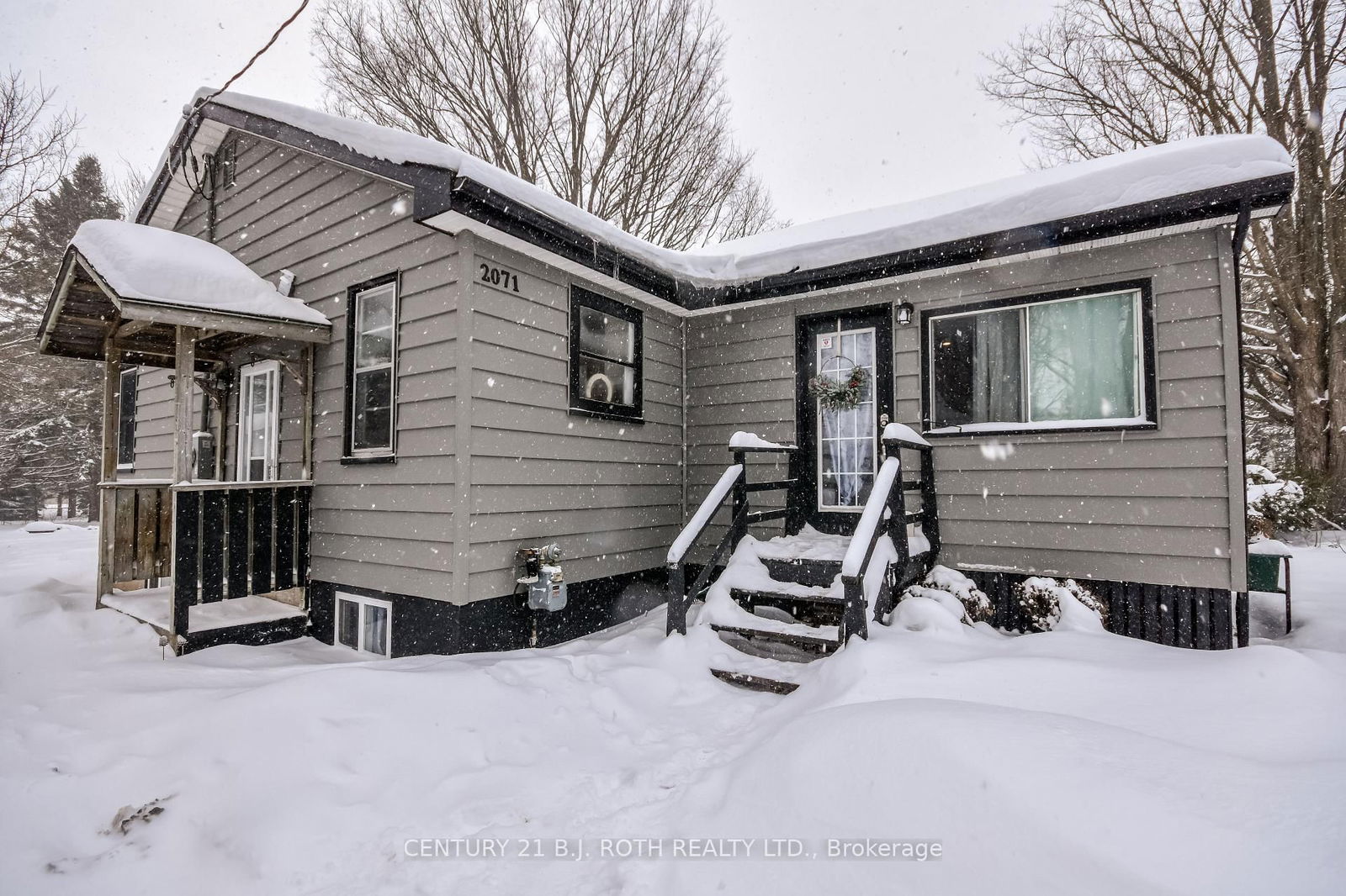 Detached House for sale at 2071 Victoria Street, Innisfil, Stroud, L9S 1J6 - MLS: N11998384