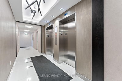 Unit 219 — 100 Eagle Rock Way, Vaughan - Rural Vaughan image-0-2