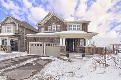 Detached House for sale at 22 Ridge Gate Crescent, East Gwillimbury, Mt Albert, L0G 1M0 - MLS: N11999410