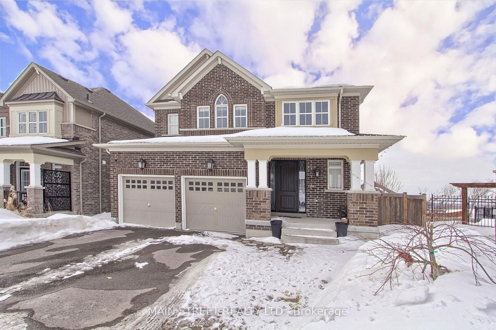 Building at 22 Ridge Gate Crescent, East Gwillimbury, Mt Albert