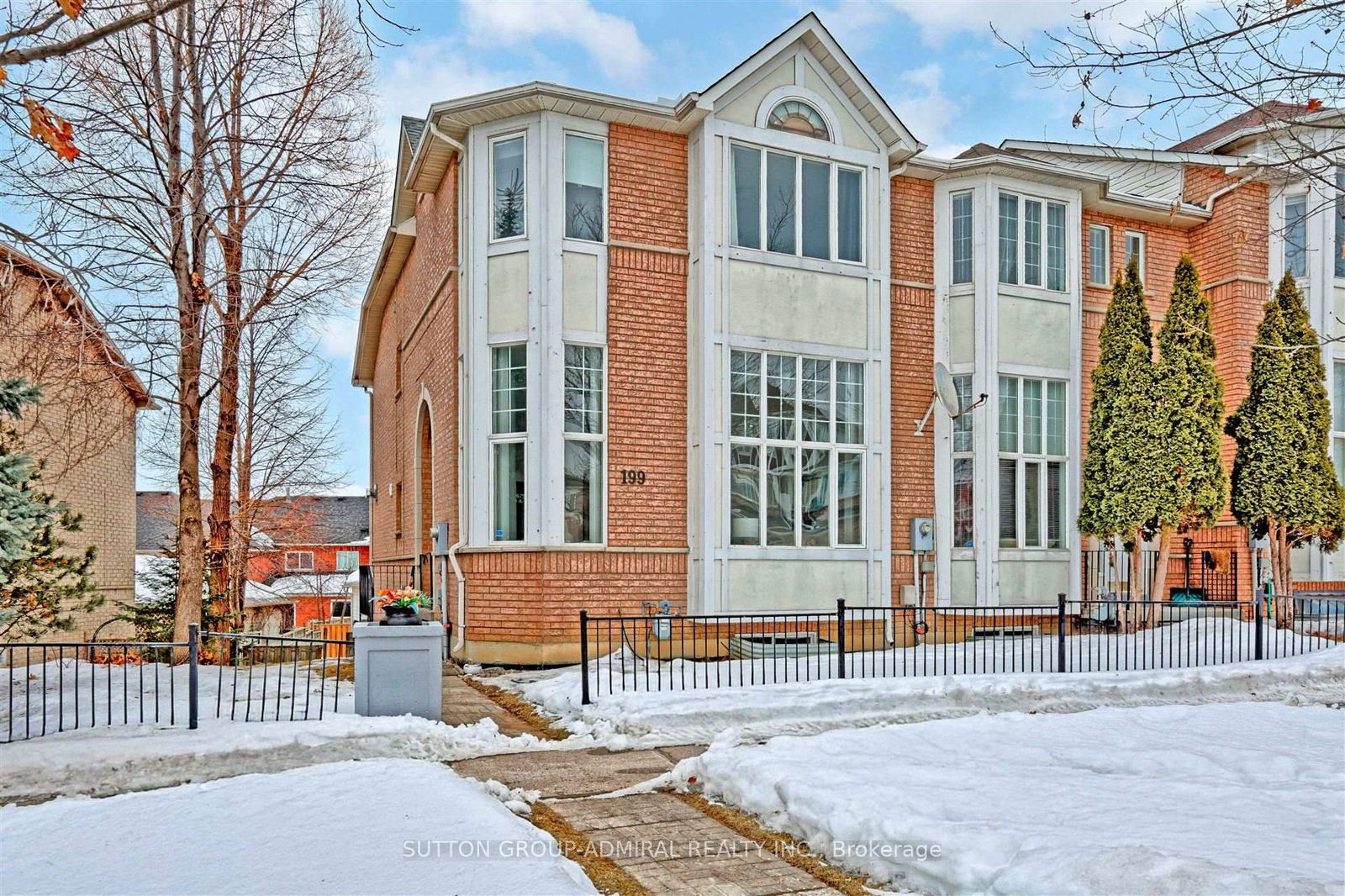 Townhouse for sale at 199 Shirley Drive, Richmond Hill, Rouge Woods, L4S 1T3 - MLS: N11999872