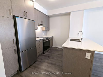 Unit 29 — 21 Honeycrisp Cres, Vaughan - Vaughan Corporate Centre image-0-3