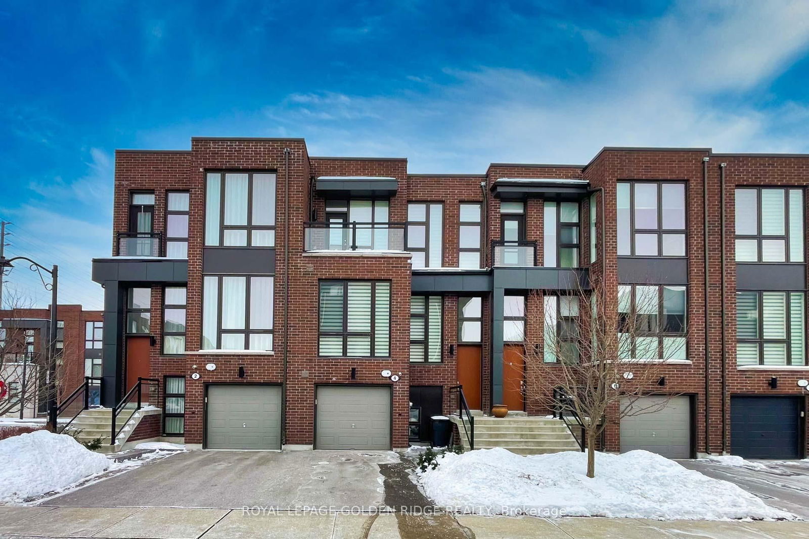 Townhouse for sale at 4 Allerton Road, Vaughan, Patterson, L4J 0K1 - MLS: N12001005