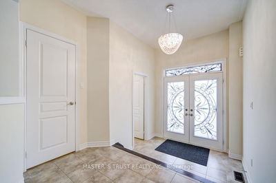 1189 Atkins Dr, Newmarket - Stonehaven-Wyndham image-0-2