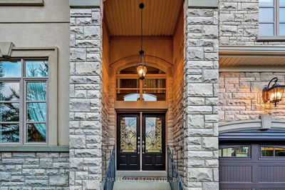 350 Paradelle Dr, Richmond Hill - Oak Ridges Lake Wilcox image-0-4