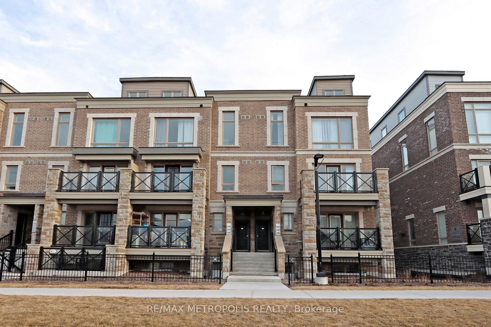 Townhouse for lease at 2308-20 Westmeath Lane, Markham, Cornell, L6B 0A8 - MLS: N12002157