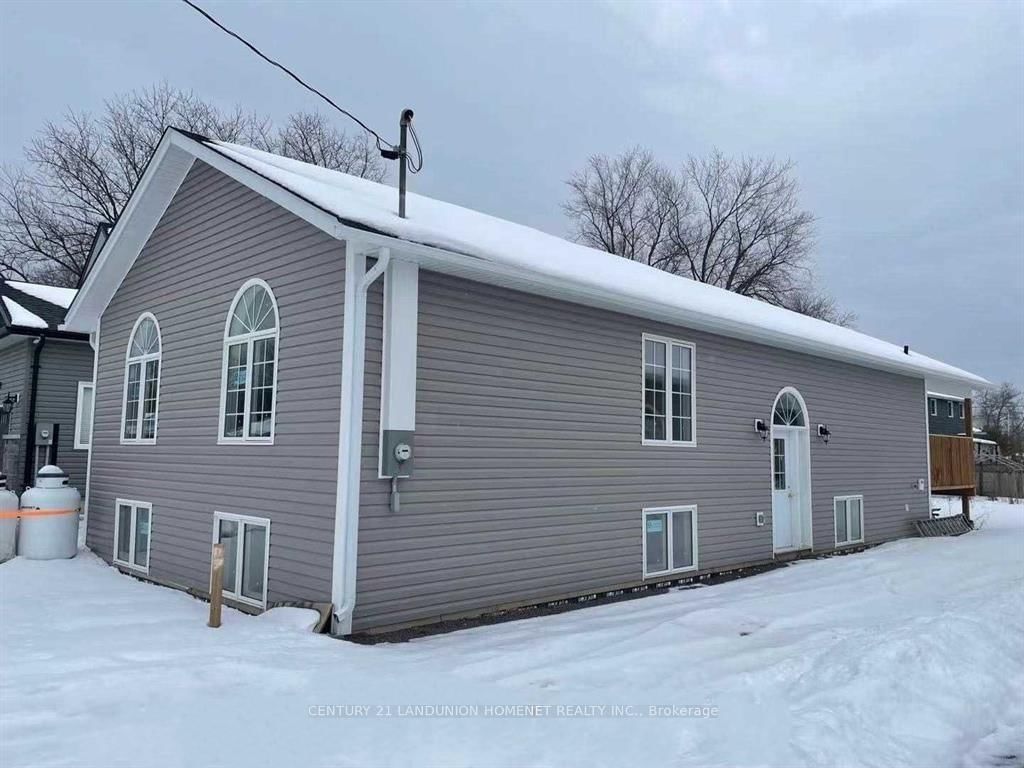 Detached House leased at Basement-171 Garden Avenue, Georgina, Keswick North, L4P 2L2 - MLS: N12002169
