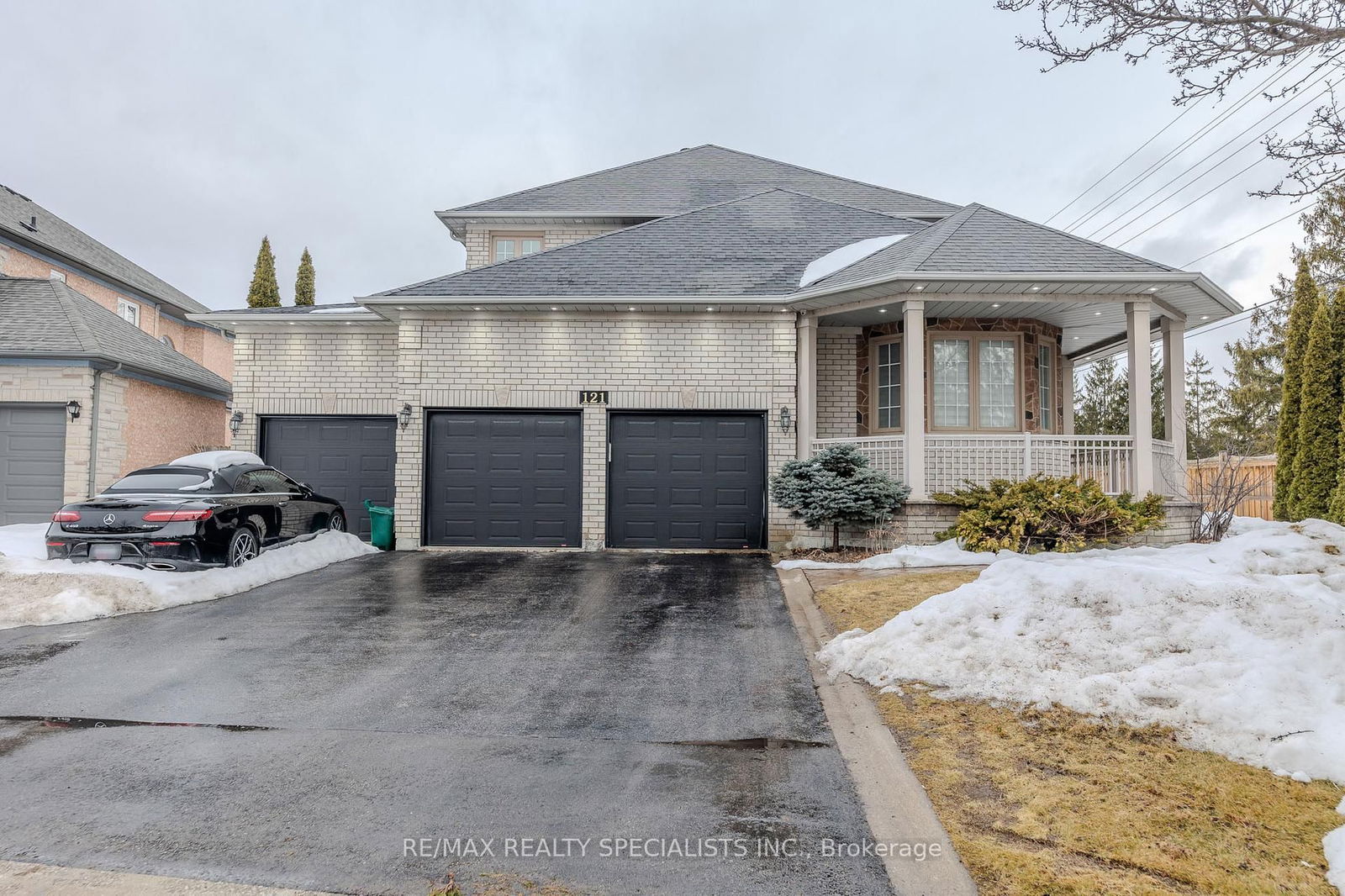 Detached House for sale at 121 Boxwood Crescent, Markham, Rouge Fairways, L3S 4A4 - MLS: N12002544