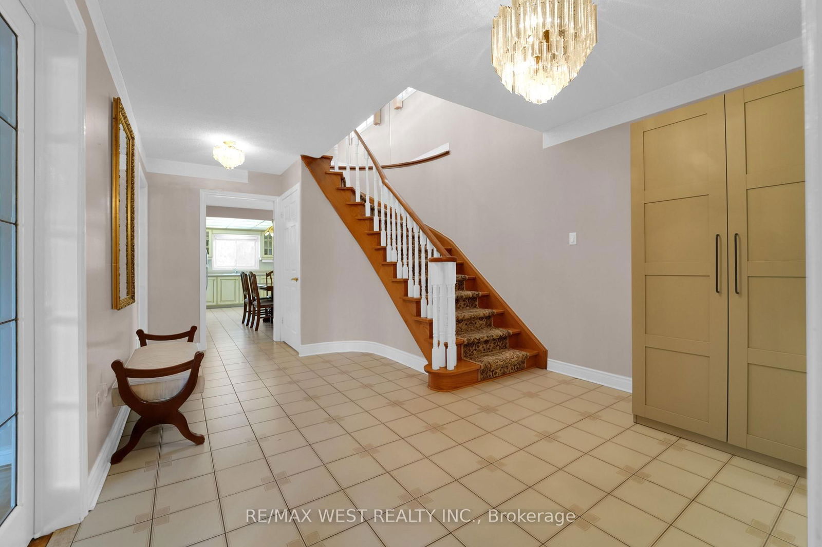 Detached House for sale at 15 Jackman Crescent, Vaughan, West Woodbridge, L4L 6P3 - MLS: N12002909