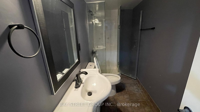 95 Miley Dr, Markham, L3R 4V2 | Image 3