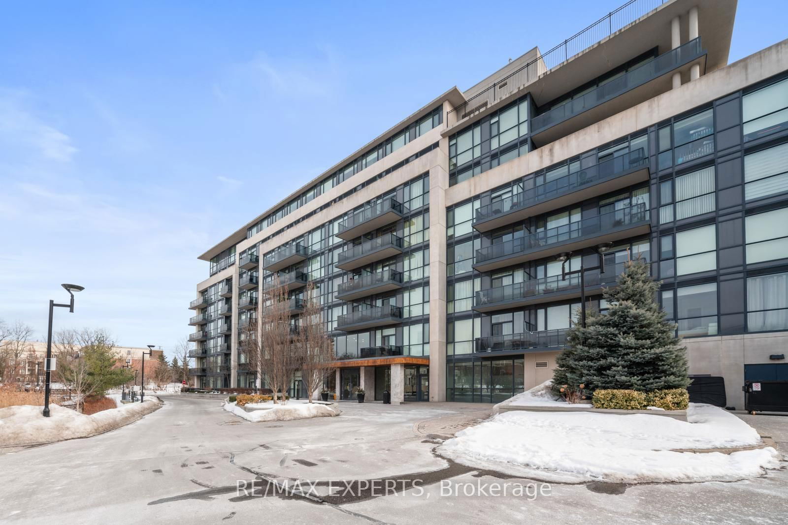 Condo for sale at 609-4700 Highway 7 Road, Vaughan, East Woodbridge, L4L 0B4 - MLS: N12003744