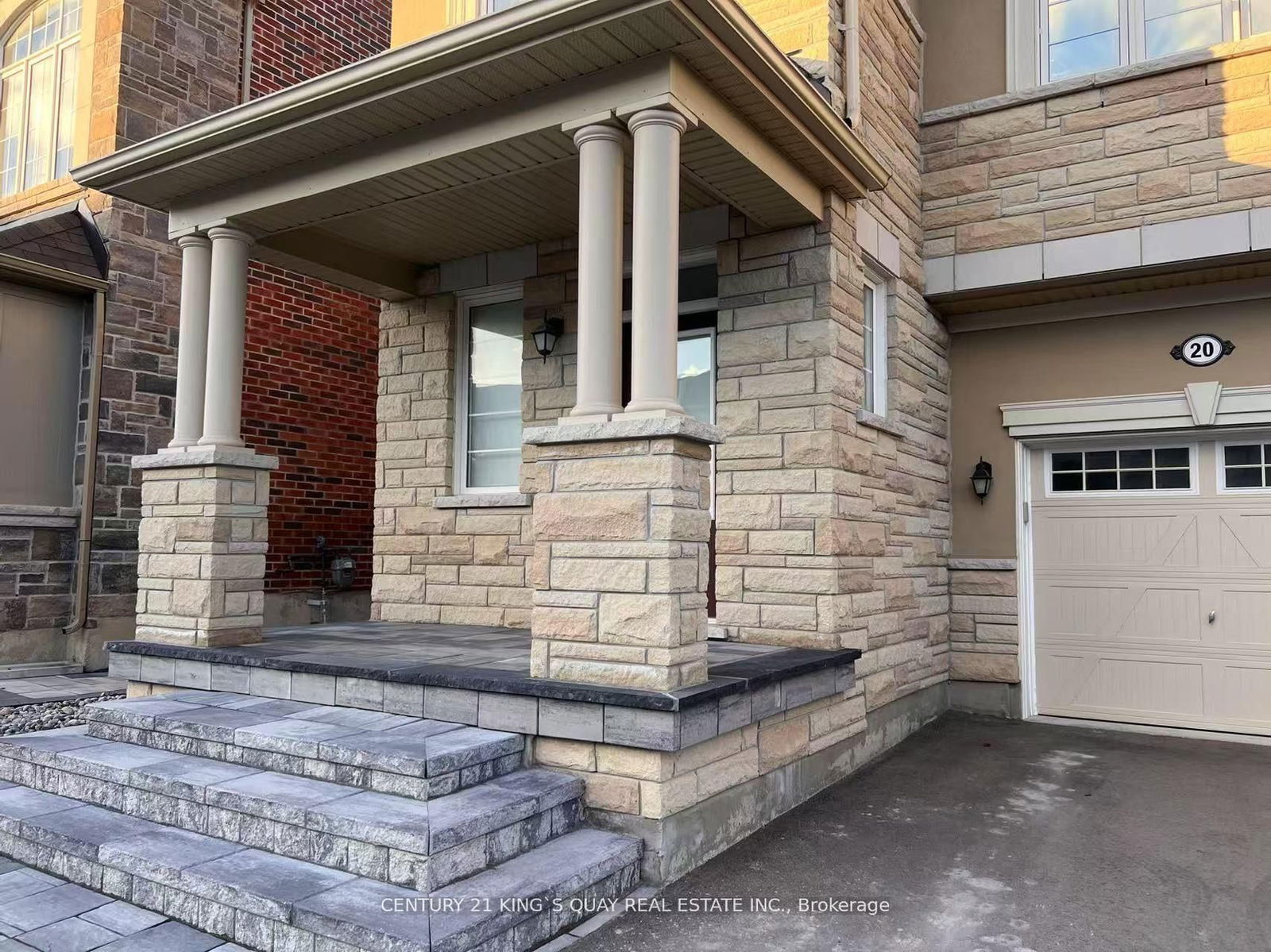 Townhouse for sale at 20 Ness Drive, Richmond Hill, Rural Richmond Hill, L4S 0J9 - MLS: N12003955