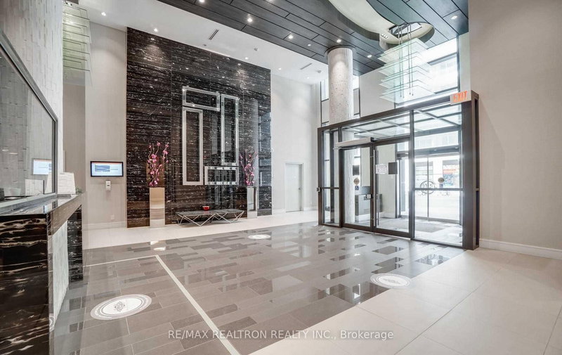 SE403 - 9199 Yonge St, Richmond Hill, L4C 1H7 | Image 2