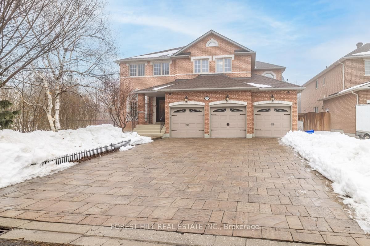 Detached House for sale at 23 Marinucci Court, Richmond Hill, Mill Pond, L4C 0M3 - MLS: N12004136