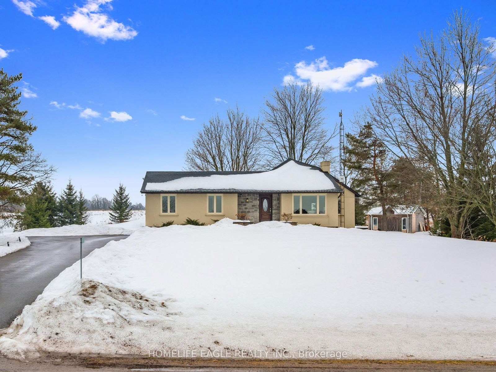 Building at 3861 3rd Line, Bradford West Gwillimbury, Rural Bradford West Gwillimbury