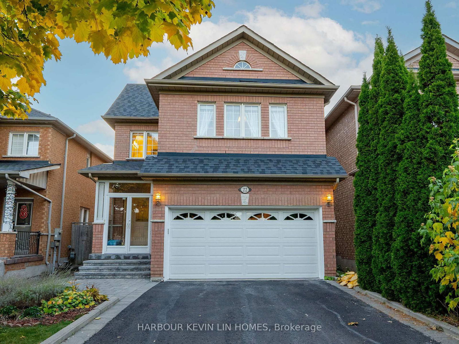 Building at 22 Goode Street, Richmond Hill, Rouge Woods