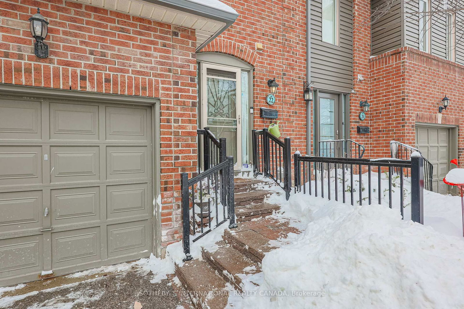 Townhouse for sale at 62-22 Beaumont Place, Vaughan, Uplands, L4J 4X2 - MLS: N12004965