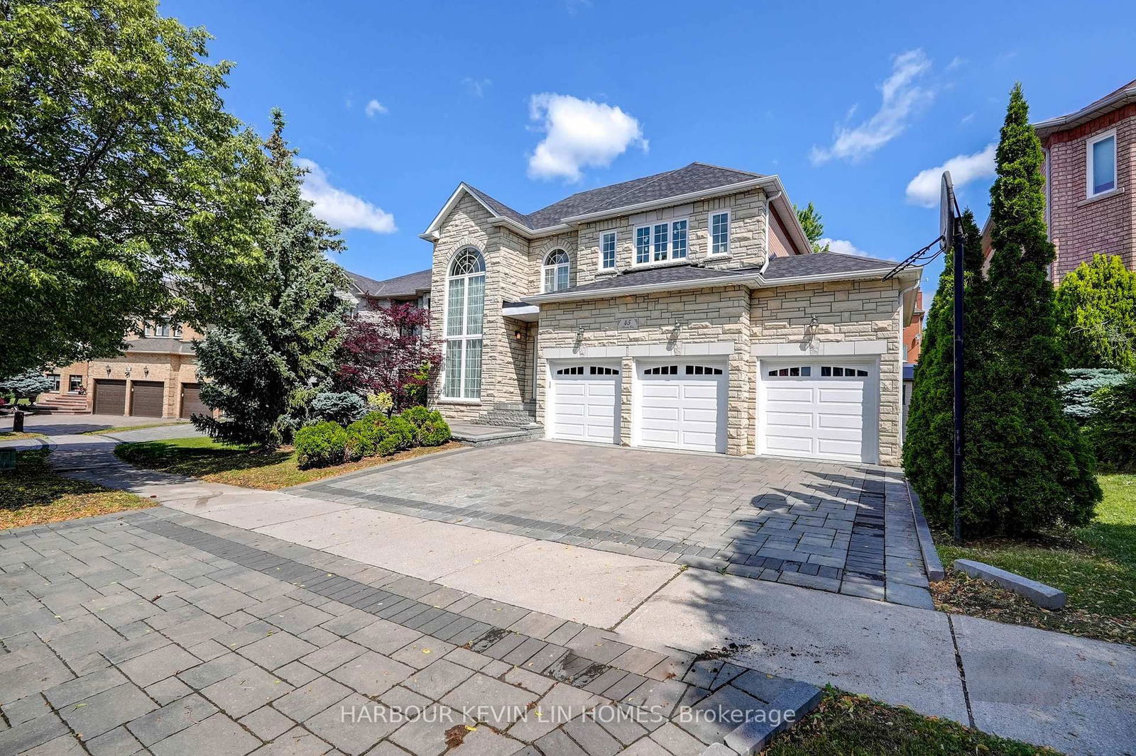 Detached House for sale at 45 Henricks Crescent, Richmond Hill, Bayview Hill, L4B 3W4 - MLS: N12005015