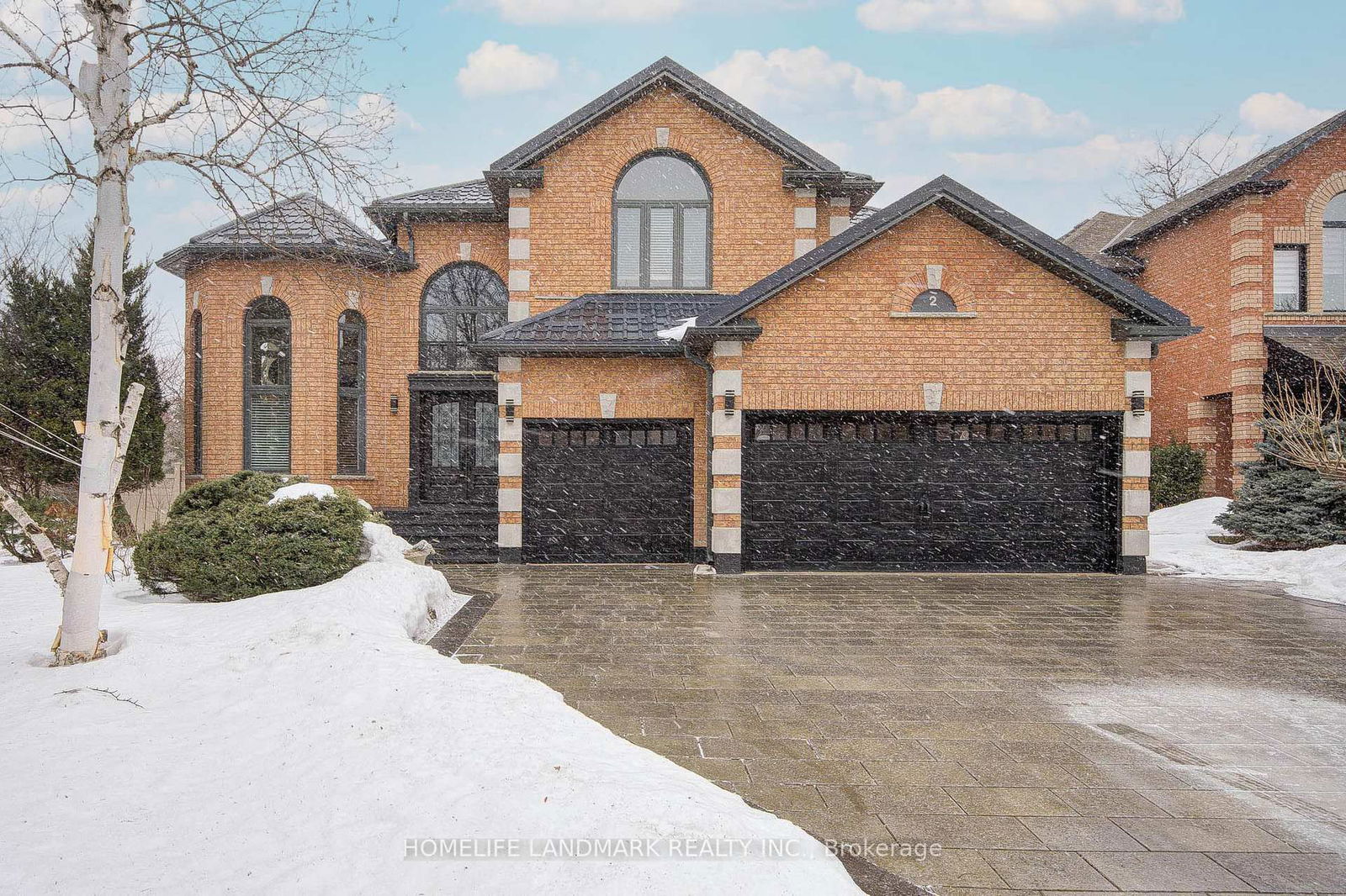 Detached House for sale at 2 Kimber Crescent, Vaughan, East Woodbridge, L4L 9A7 - MLS: N12005260