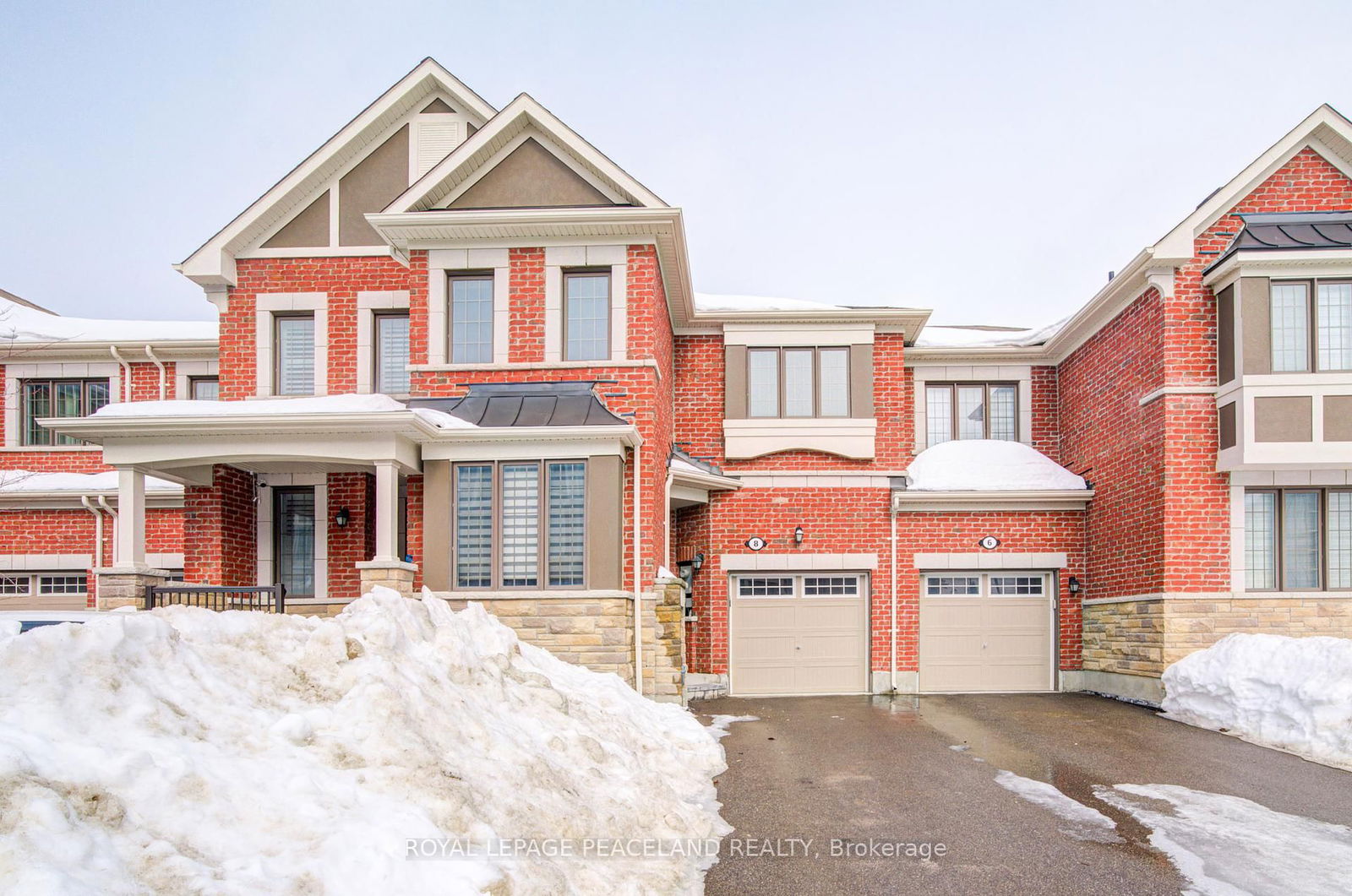 Townhouse for sale at 8 Casely Avenue, Richmond Hill, Rural Richmond Hill, L4S 0J8 - MLS: N12005321