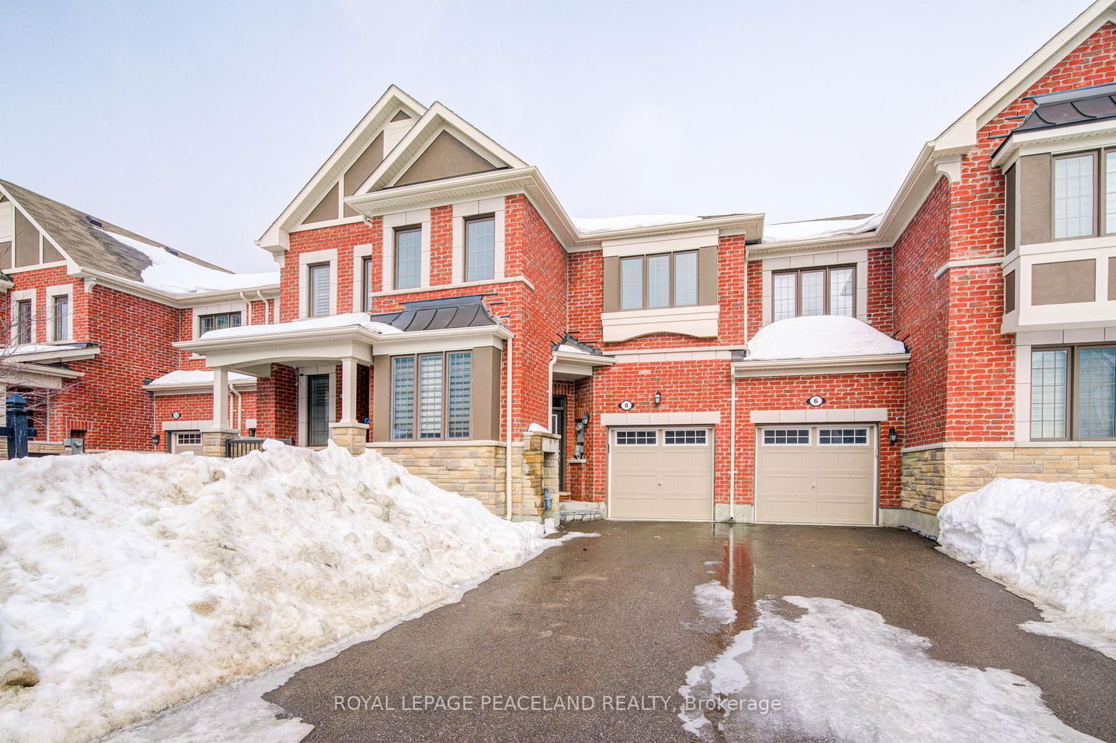 Townhouse for sale at 8 Casely Avenue, Richmond Hill, Rural Richmond Hill, L4S 0J8 - MLS: N12005321