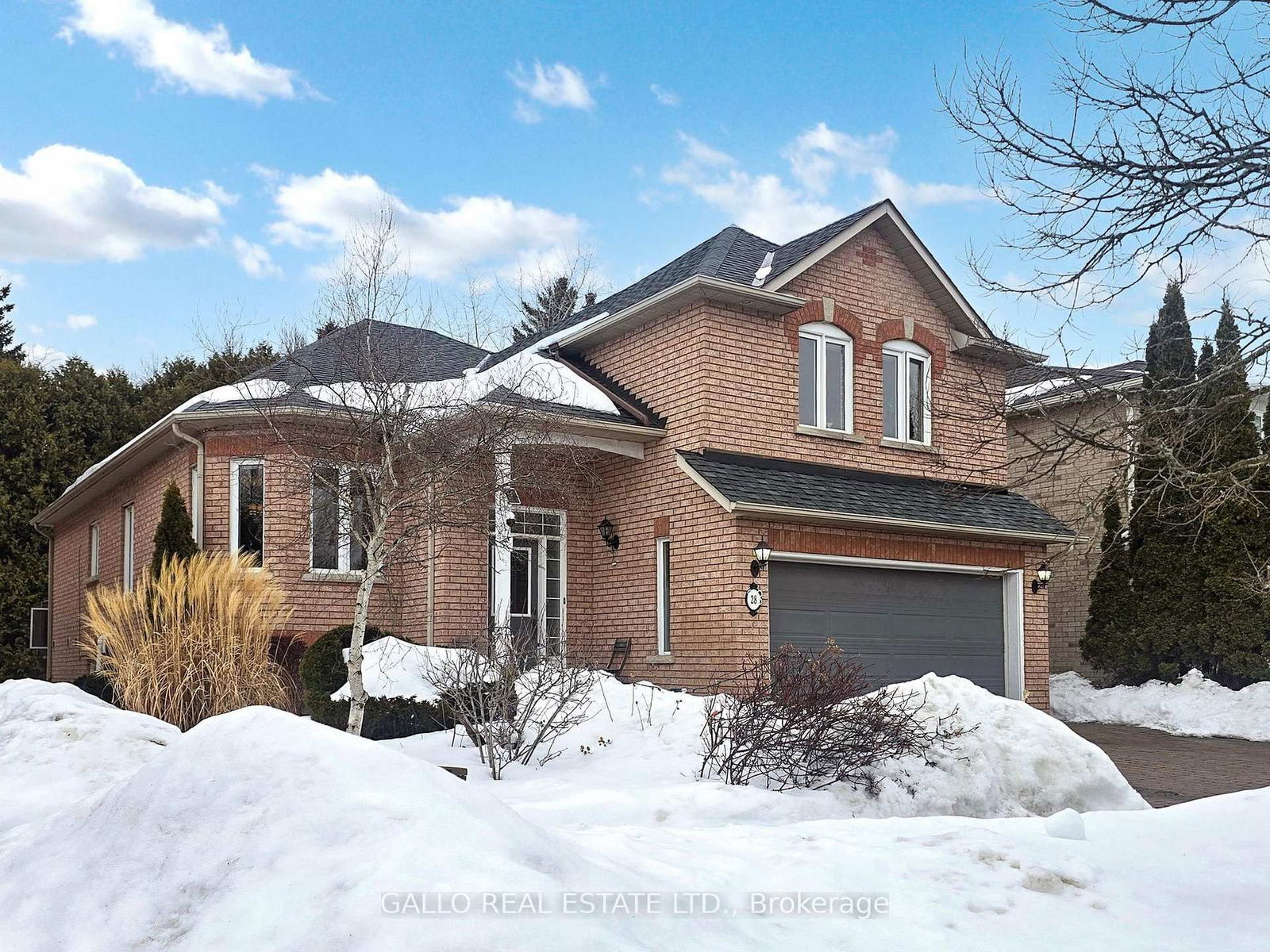 Detached House for sale at 28 Headwater Crescent, Richmond Hill, Oak Ridges Lake Wilcox, L4E 4G1 - MLS: N12005361