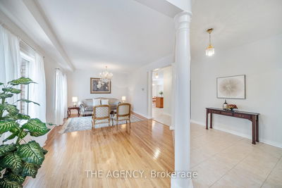 38 Lanebrooke Cres, Richmond Hill - Rouge Woods image-0-2