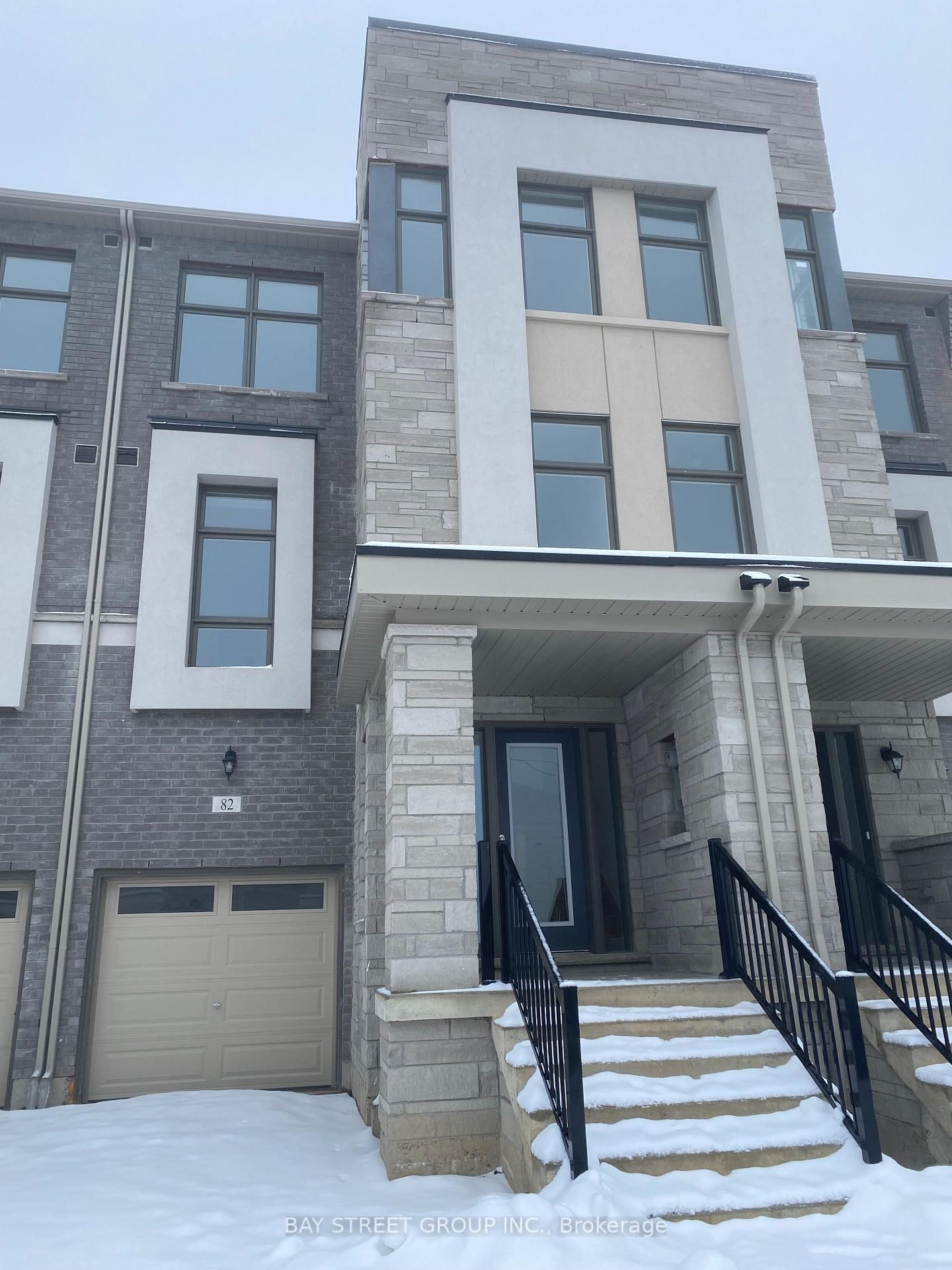 Townhouse for sale at 82 Puisaya Drive, Richmond Hill, Rural Richmond Hill, L4E 1L2 - MLS: N12005560