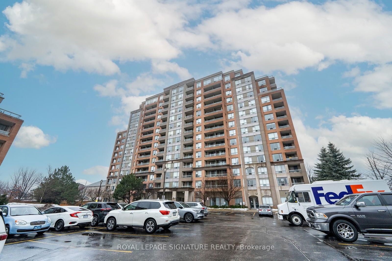 Condo for lease at 612-9 Northern Heights Drive, Richmond Hill, Langstaff, L4B 4M5 - MLS: N12005951