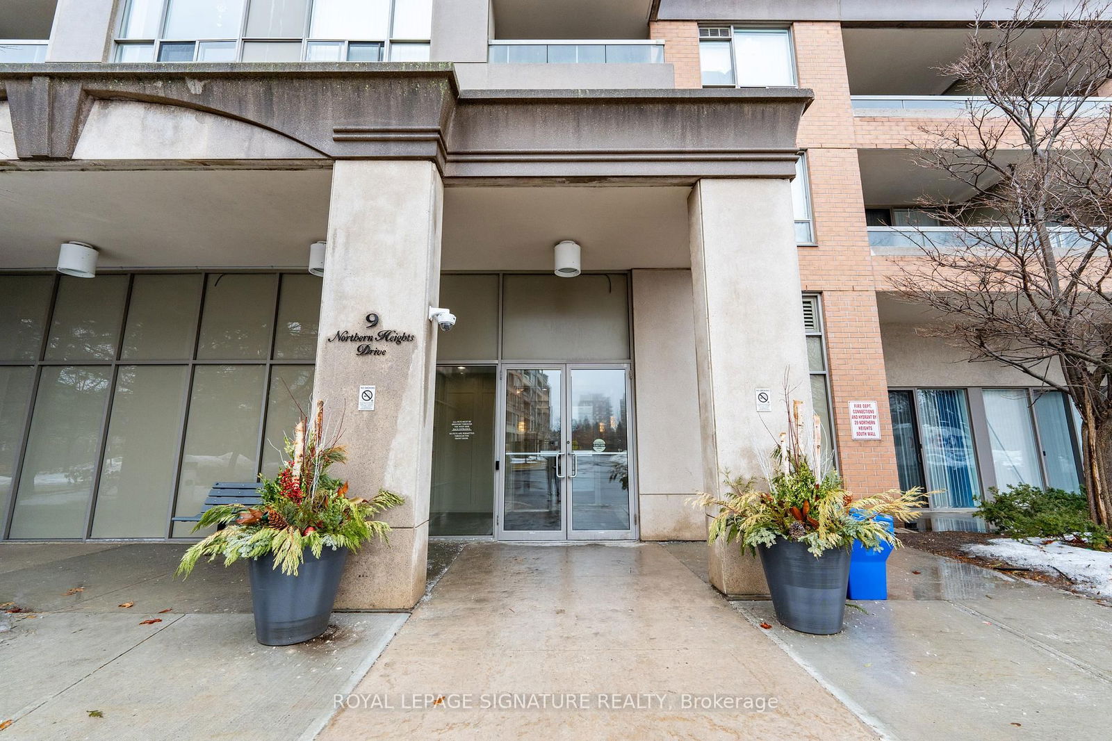 Condo for lease at 612-9 Northern Heights Drive, Richmond Hill, Langstaff, L4B 4M5 - MLS: N12005951