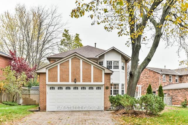 Detached House for lease at 11 Berkeley Court, Markham, Unionville, L3R 6M4 - MLS: N12005973