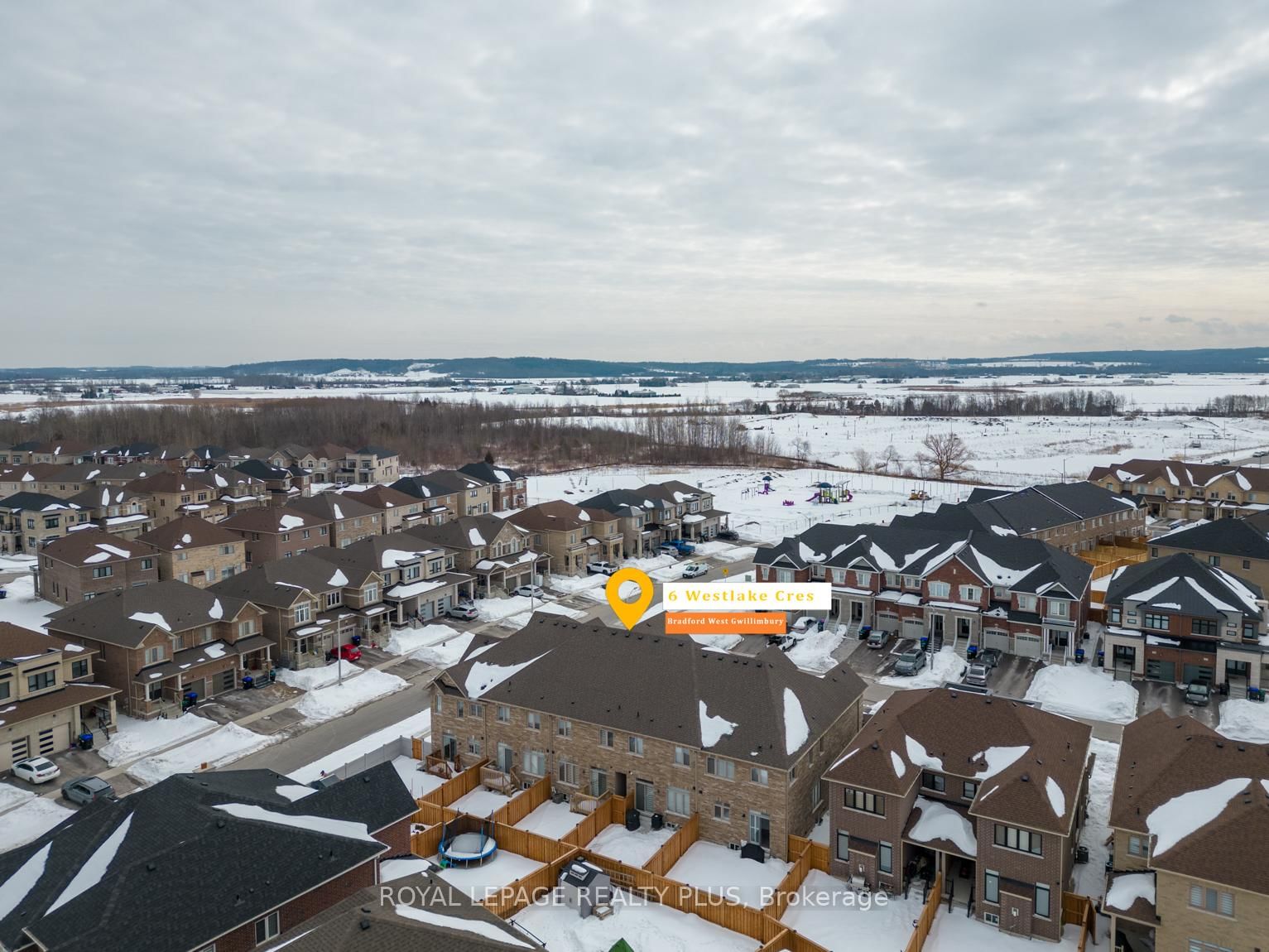 Townhouse for sale at 6 Westlake Crescent, Bradford West Gwillimbury, Bradford, L3Z 4K3 - MLS: N12006438