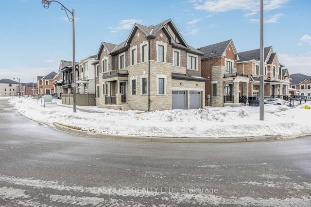 10 Navitas Crescent