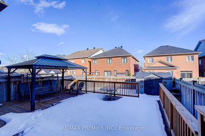41 Silverado Hills Dr, Markham - Cathedraltown image-0-3