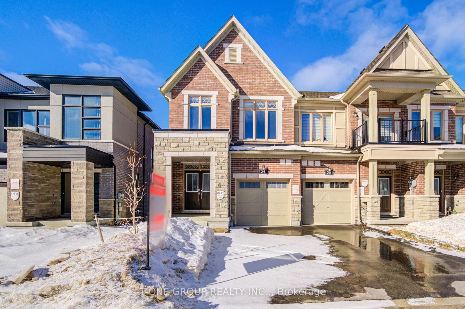 Townhouse for sale at 54 Harvey Bunker Crescent, Markham, Angus Glen, L6C 3K4 - MLS: N12009079