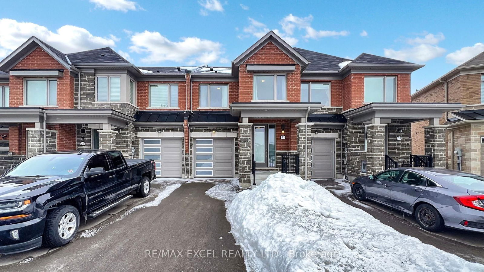 Townhouse for sale at 31 Flower Garden Trail, Whitchurch-Stouffville, Stouffville, L4A 4V4 - MLS: N12009553