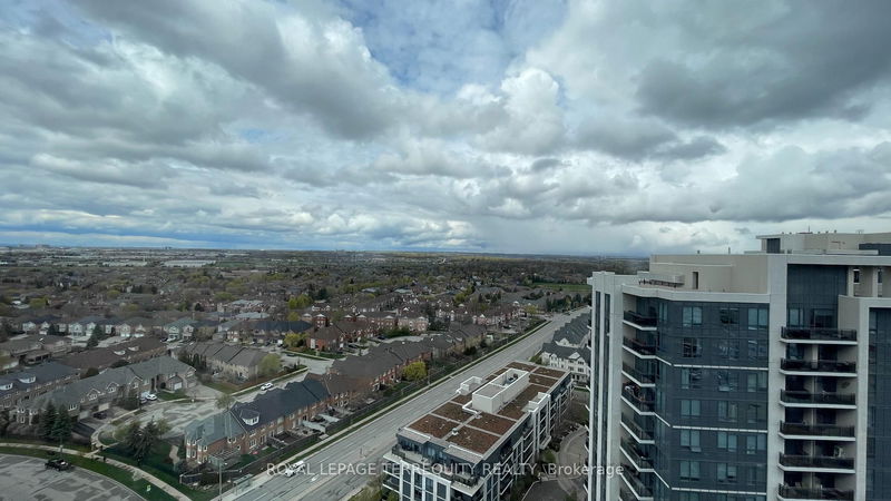 home for lease on 1805E-20 Gatineau Drive