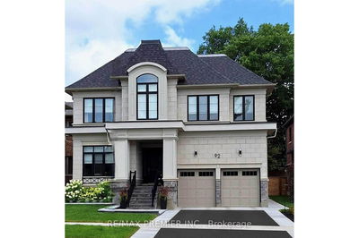 92 Klees Cres, Aurora - Aurora Highlands