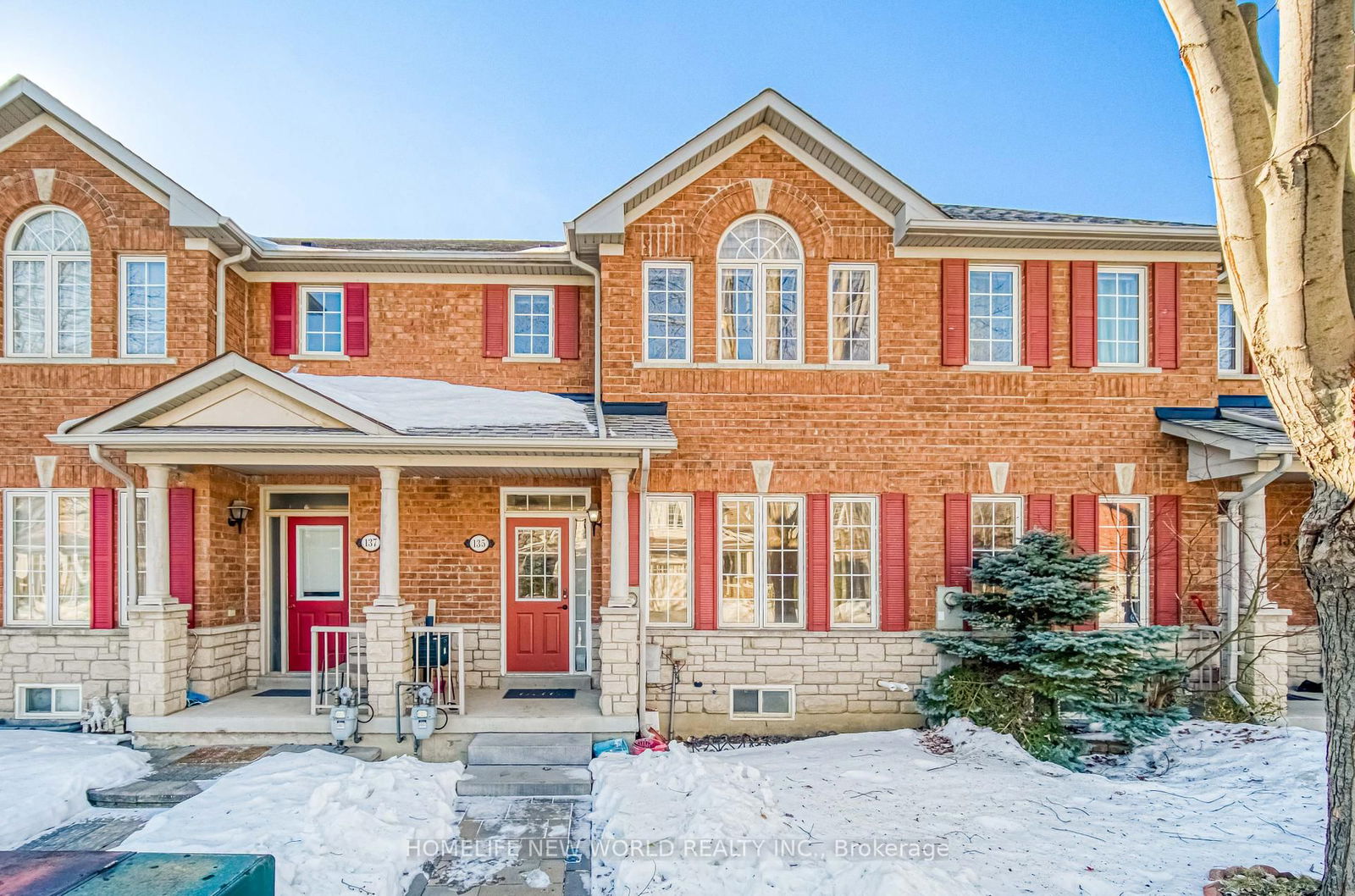 Townhouse for sale at 135 Selkirk Drive, Richmond Hill, Langstaff, L4B 4T7 - MLS: N12012421