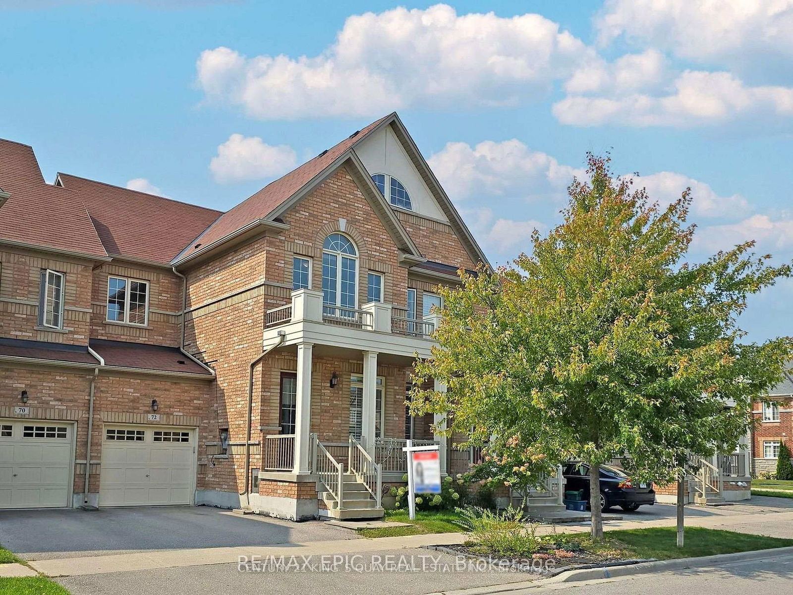 Townhouse leased at 72 Brock Avenue, Markham, Berczy, L6C 0S9 - MLS: N12012845